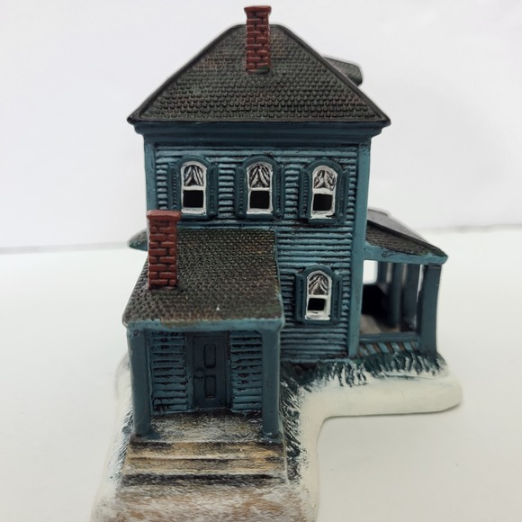 Lang & Wise Town Hall Collectibles Mitchell Homestead Christmas Village 1998 - Picture 6 of 9